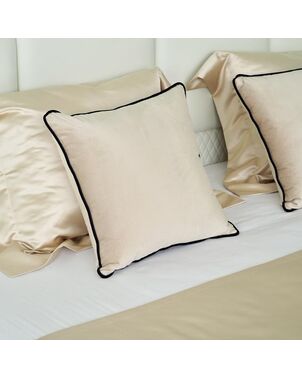 A stylish pillow with a diamond pattern for the living room, bedroom
