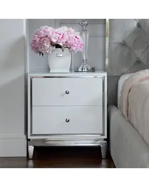 Szafka nocna lakierowana biało srebrna do sypialni glamour Lorenzo S Silver OUTLET