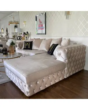 Luksusowa sofa narożna pikowana, beżowa do salonu, narożnik z funkcją spania, prawostronny, rozkładany  MILANO POEKSPOZYCYJNY 275cm