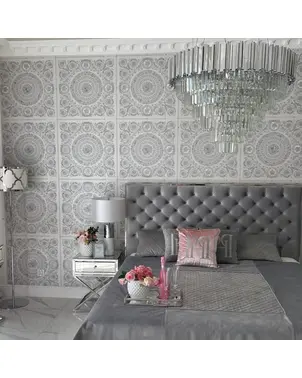 Wallpaper VERSACE IV Heritage silver ornament on a white background