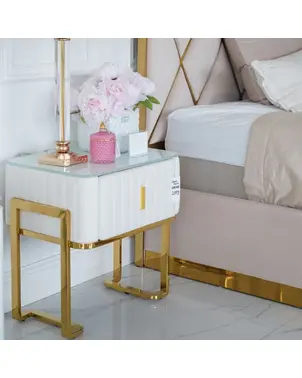 Szafka nocna glamour nowoczesna, beżowa, złota, stolik boczny z szufladą AMORE