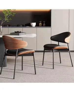 Nowoczesne krzesło designerskie drewniane na czarnym stelażu WING