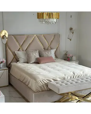 Łóżko glamour tapicerowane, nowoczesne, ze złotą listwą, beżowe 180x200cm IMPERIAL