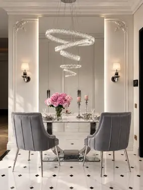 Krzesło DIANA Glamour z profilu, akcentujące jego nowoczesny design. Meble na zamówienie od Primavera Home.