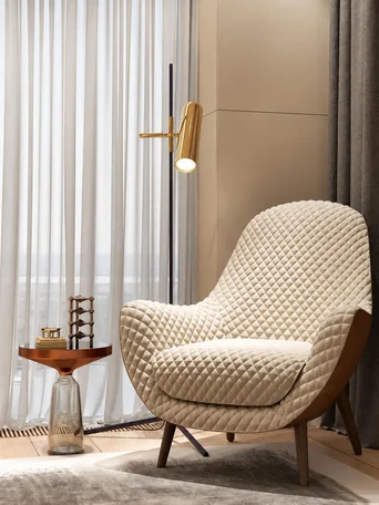 Fotel nowoczesny tapicerowany beżowy Bentley od Primavera Home