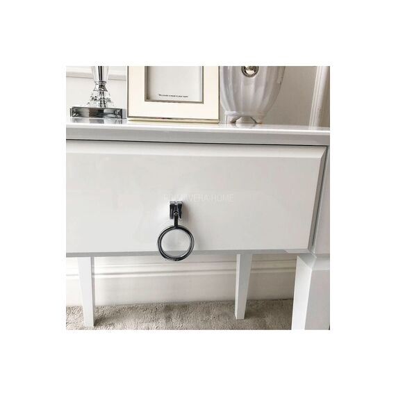 HAMPTONS glamorous New York bedroom bedside table, white