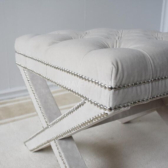 Upholstered quilted velour Ricardia style