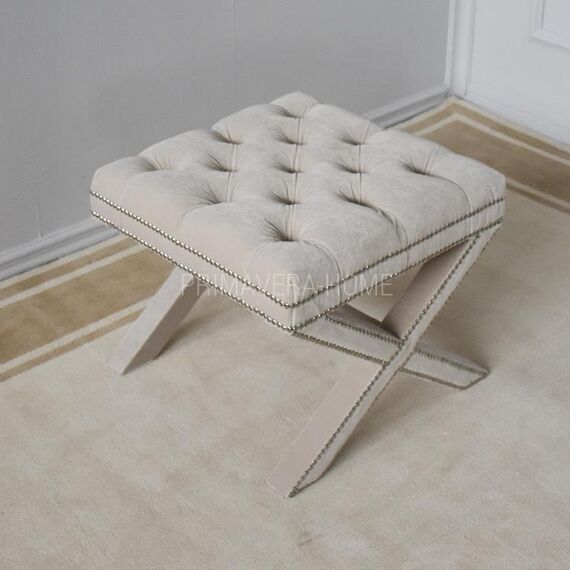 Upholstered quilted velour Ricardia style