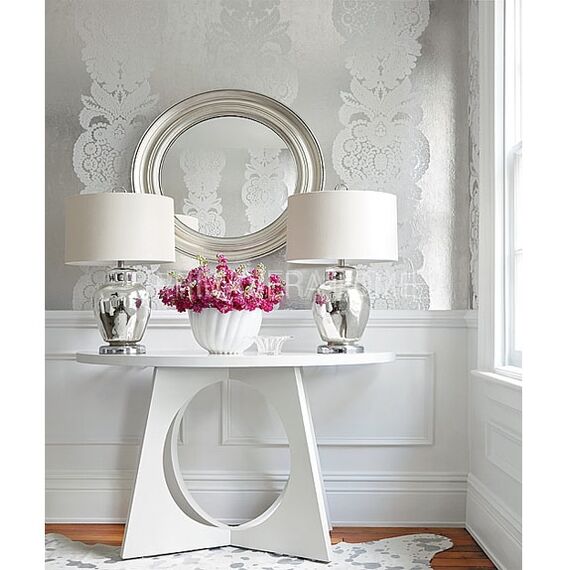 DAMASK RESOURCE Geometric wallpaper in New York style American English WHITE GREY SILVER BACK BLACK