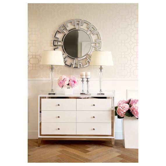 Komoda glamour lakierowana drewniana na stalowych nogach biała srebrna stylowa nowoczesna  Lorenzo M Silver