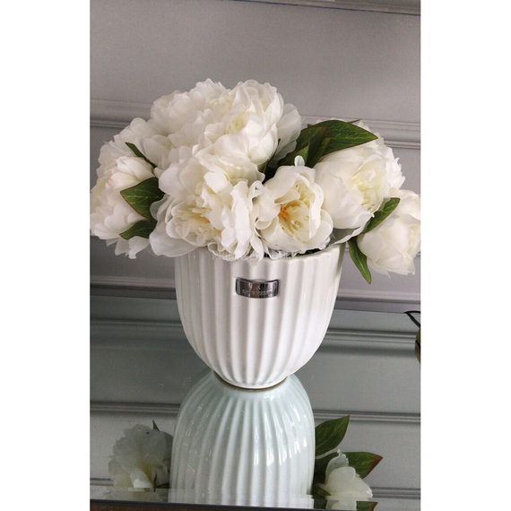 Bouquet of artificial flowers white peonies