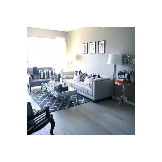 PAOLA quilted glamour sofa