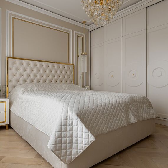 Złote łóżko glamour SPECTRE