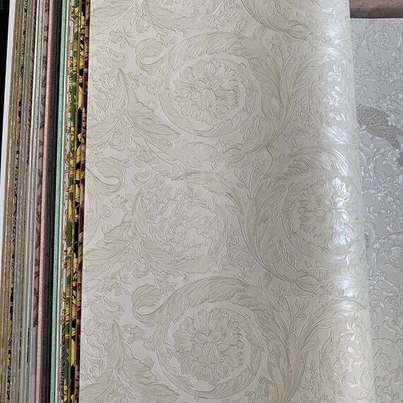 Tapeta VERSACE IV Heritage ornament ecru na białym tle