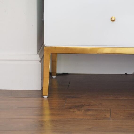 Zestaw 2szt szafek nocnych  Franco do sypialni glamour biała ze złotą podstawą OUTLET