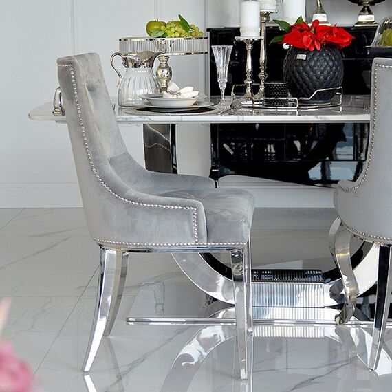 Krzesło glamour ekskluzywne, tapicerowane, pikowane z kołatką, do jadalni, na stalowych, giętych nogach, szare, srebrne MADAME