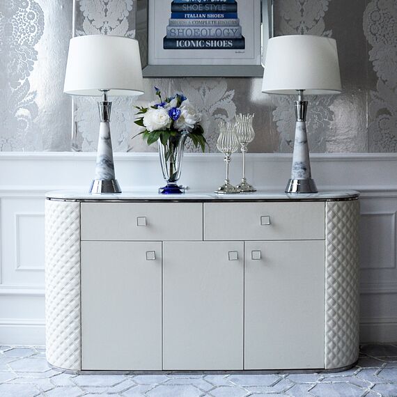 Luxury table lamp with a conical marble base in silver GIULIA