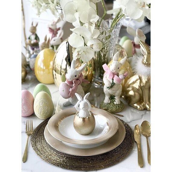 Biały królik wielkanocny ceramiczny, z różowym jajkiem, z welurową kokardką, różową