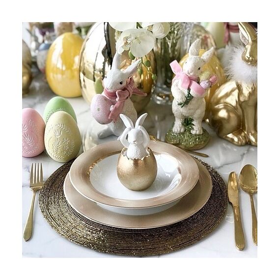Dekoracja na stół, biały zajączek w złotym jajku, wielkanocny zając, glamour