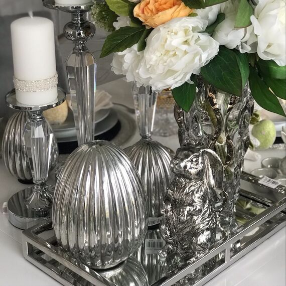 Dekoracja na stół, konsolę, wielkanocne srebrne plisowane JAJKO S