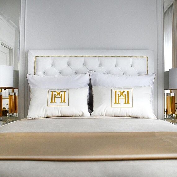 New York bed glamour upholstered quilted chesterfield grey, white MODERN