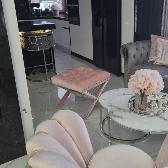 Upholstered quilted velour Ricardia style