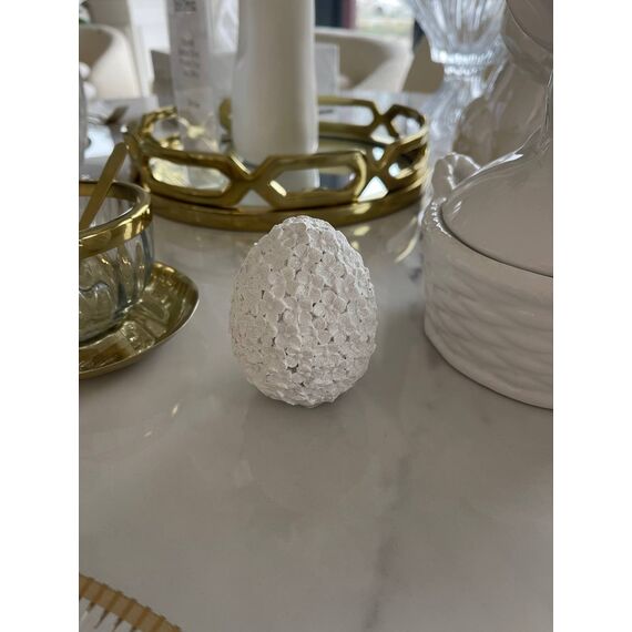 Dekoracja na stół, wielkanocne białe ozdobione kwiatami JAJKO