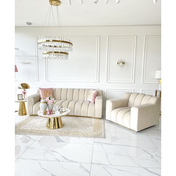 Beżowy duży nowoczesny fotel glamour ze złotymi detalami LONDON