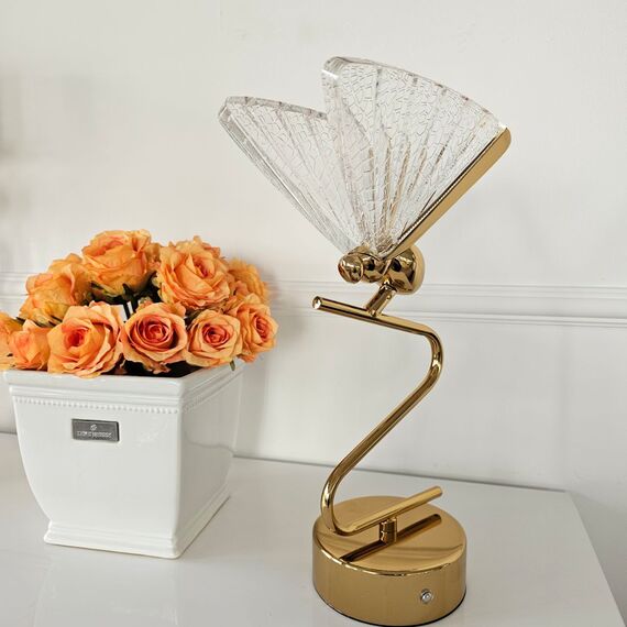 Crystal table lamp MOTYL, gold, glamorous night lamp, modern
