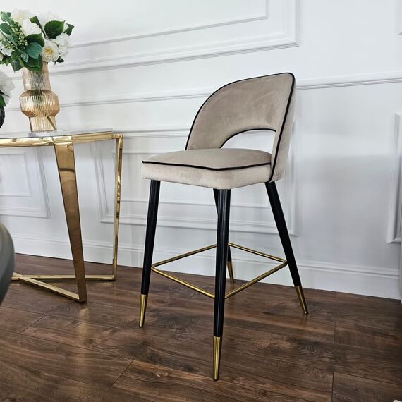 Modern stylish semicircular stool CARDINALE 3