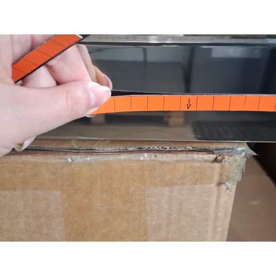 Modern console, silver, with a glass top ELITE OUTLET