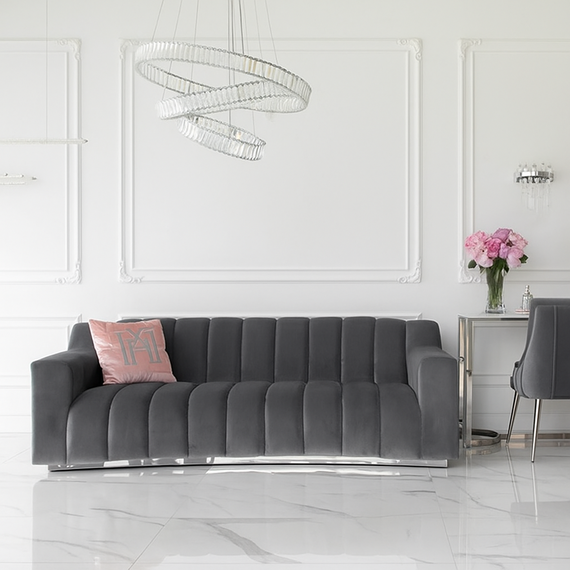 Nowoczesna sofa szara aksamitna 3-osobowa ze srebrnymi nogami LONDON