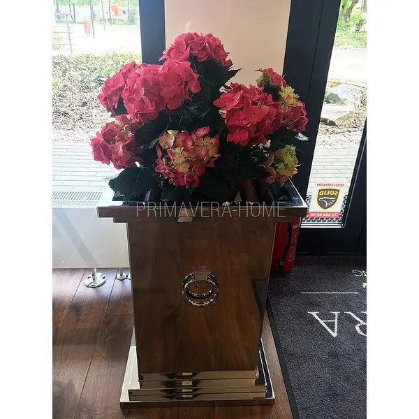 DAISY flowerpot made of stainless steel