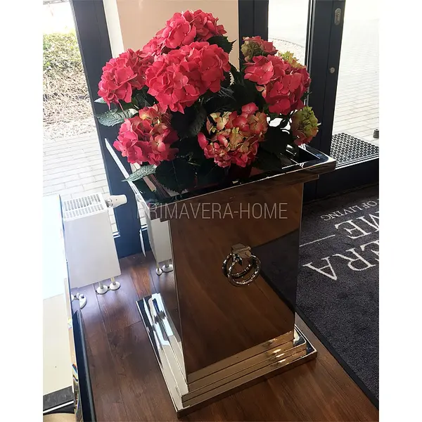 DAISY flowerpot made of stainless steel