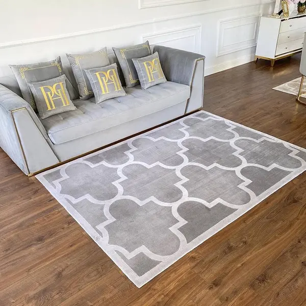 Modern Moroccan clover rug, gray MAROC