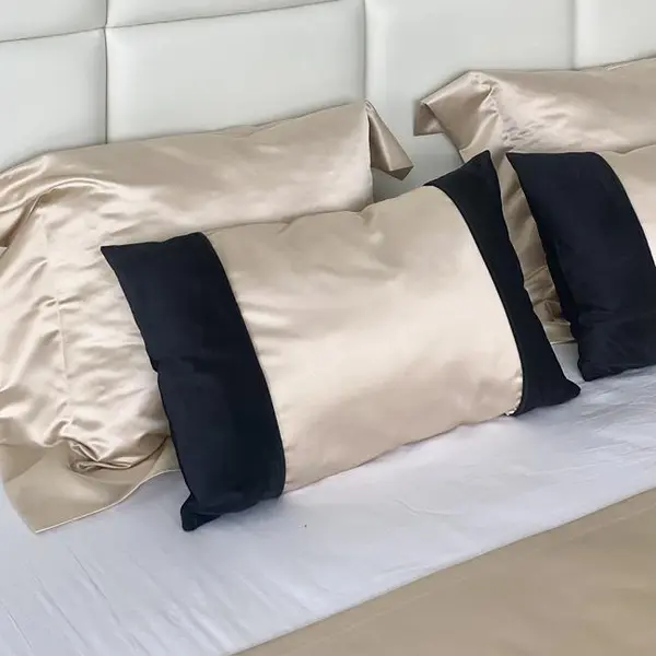 Elegant two-color high-quality pillow for living rooms, bedrooms