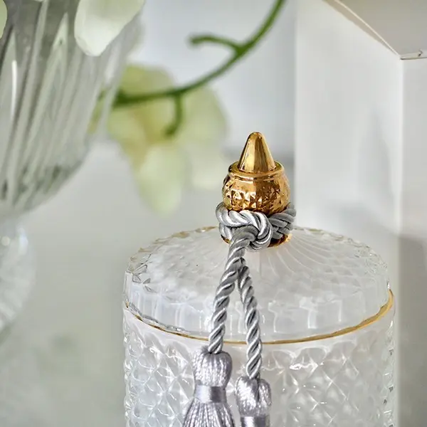 Pojemnik dekoracyjny szklany kryształowy biały