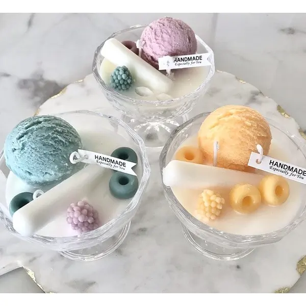 Scented candle natural vanilla ice cream dessert - a gift for her
