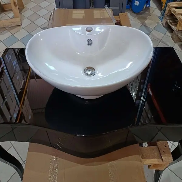 Komoda glamour łazienkowa, czarna,  drewniana, elegancka w zestawie bateria, umywalka, zestaw Leila