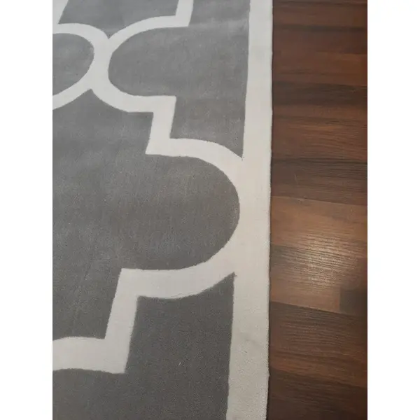 Modern Moroccan clover rug, gray MAROC