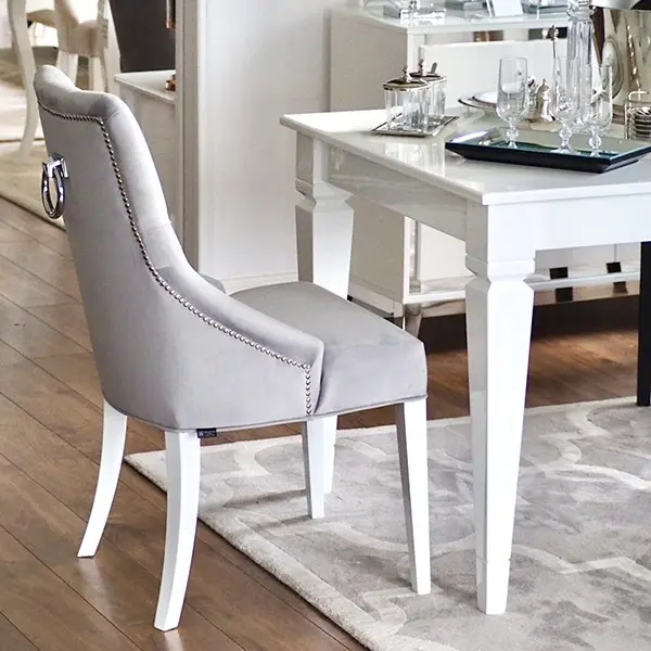Krzesło szare glamour z pikowanym oparciem, klasyczne, do jadalni, z kołatką, nowojorskie, nowoczesne, srebrne PRINCE II