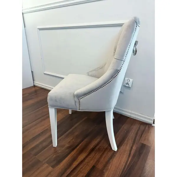 Krzesło szare glamour z pikowanym oparciem, klasyczne, do jadalni, z kołatką, nowojorskie, nowoczesne, srebrne PRINCE II