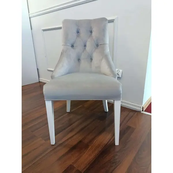 Krzesło szare glamour z pikowanym oparciem, klasyczne, do jadalni, z kołatką, nowojorskie, nowoczesne, srebrne PRINCE II