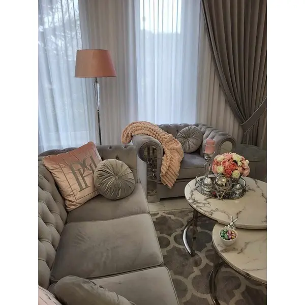 Fotel glamour do salonu chesterfield pikowany nowoczesny AVIATOR