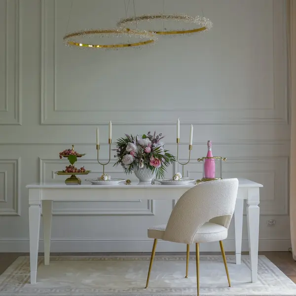 Krzesło nowoczesne na złotych nogach, tapicerowane boucle do jadalni glamour CARDINALE