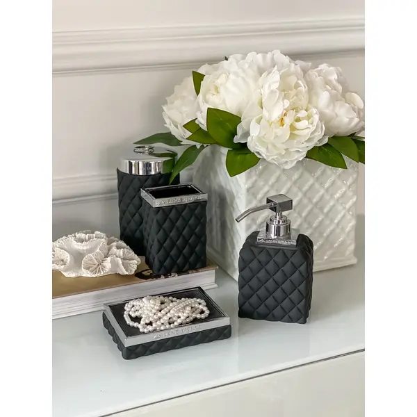 Pojemnik na szczoteczki czarny Portia tumbler Lene Bjerre