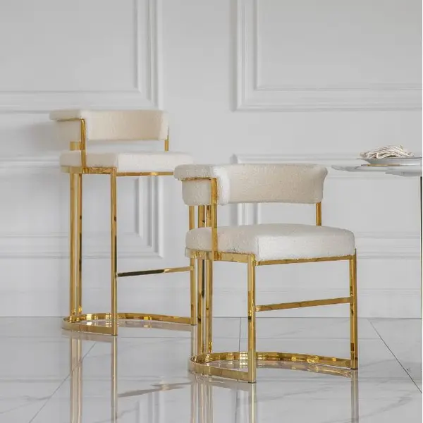 Designerskie krzesło glamour, złote,  do jadalni, nowoczesne, półokrągłe, do toaletki, stalowe MARCO