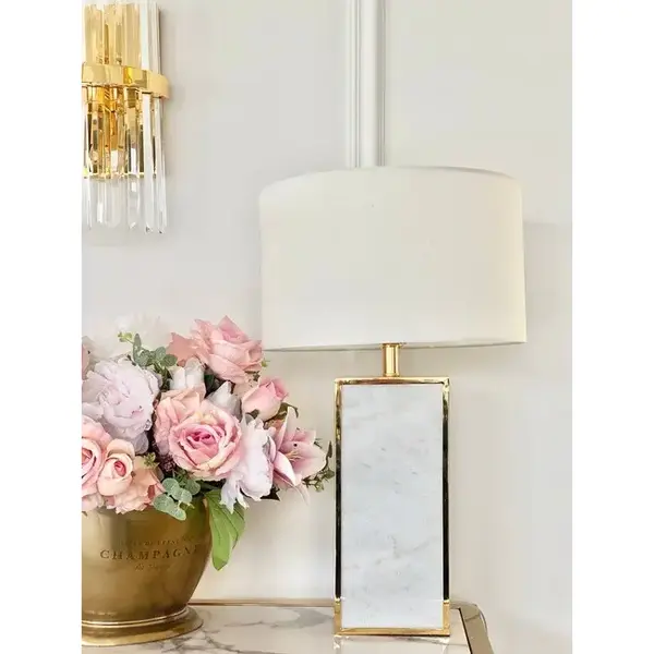 Lampa stołowa glamour, klasyczna, nowoczesna, hamptons, prostokątna z białym abażurem złota VERONICA OUTLET