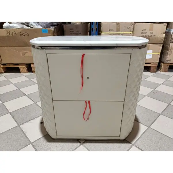 Zestaw dwóch szafek nocnych glamour, stylowe z ekoskórą, białe srebrne szafki nocne z szufladami HERMITAGE OUTLET