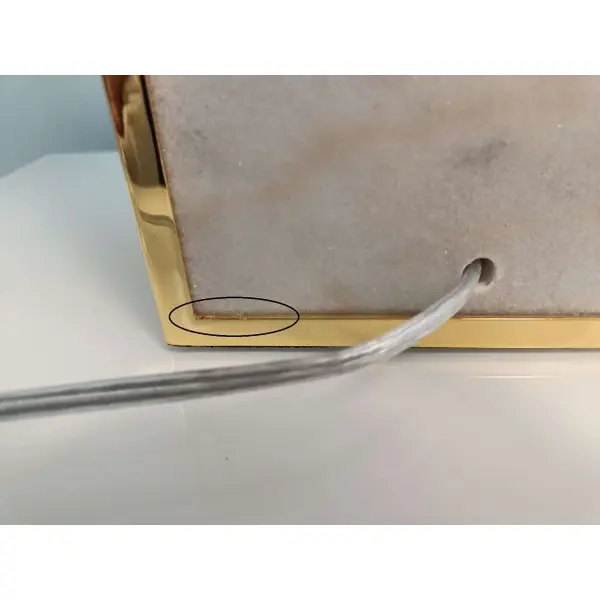 Lampa stołowa glamour, klasyczna, nowoczesna, hamptons, prostokątna z białym abażurem złota VERONICA OUTLET